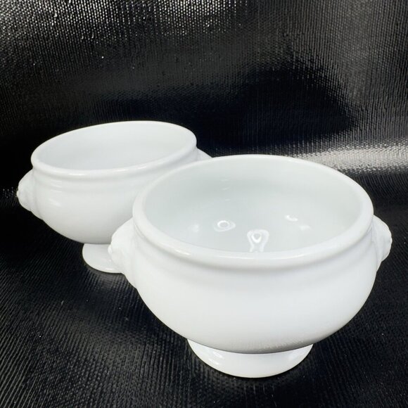 Bistro By Over And Back Lions Head White Porcelain Pedestal Bowl Dish Set2 Bowls - Picture 11 of 16
